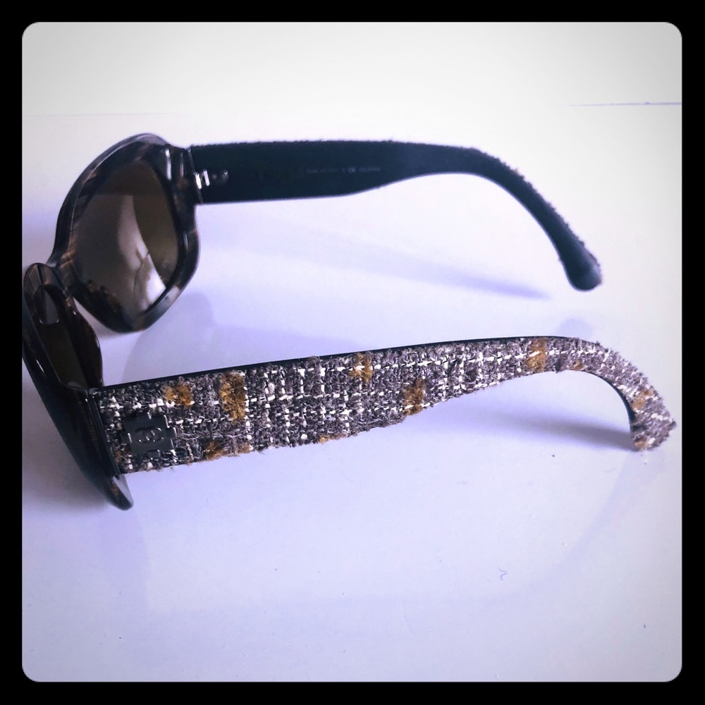 Chanel Tweed temple women’s sunglasses